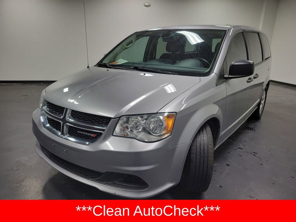 Used 2019 Dodge Grand Caravan SE w/ UConnect Hands-Free Group image 5