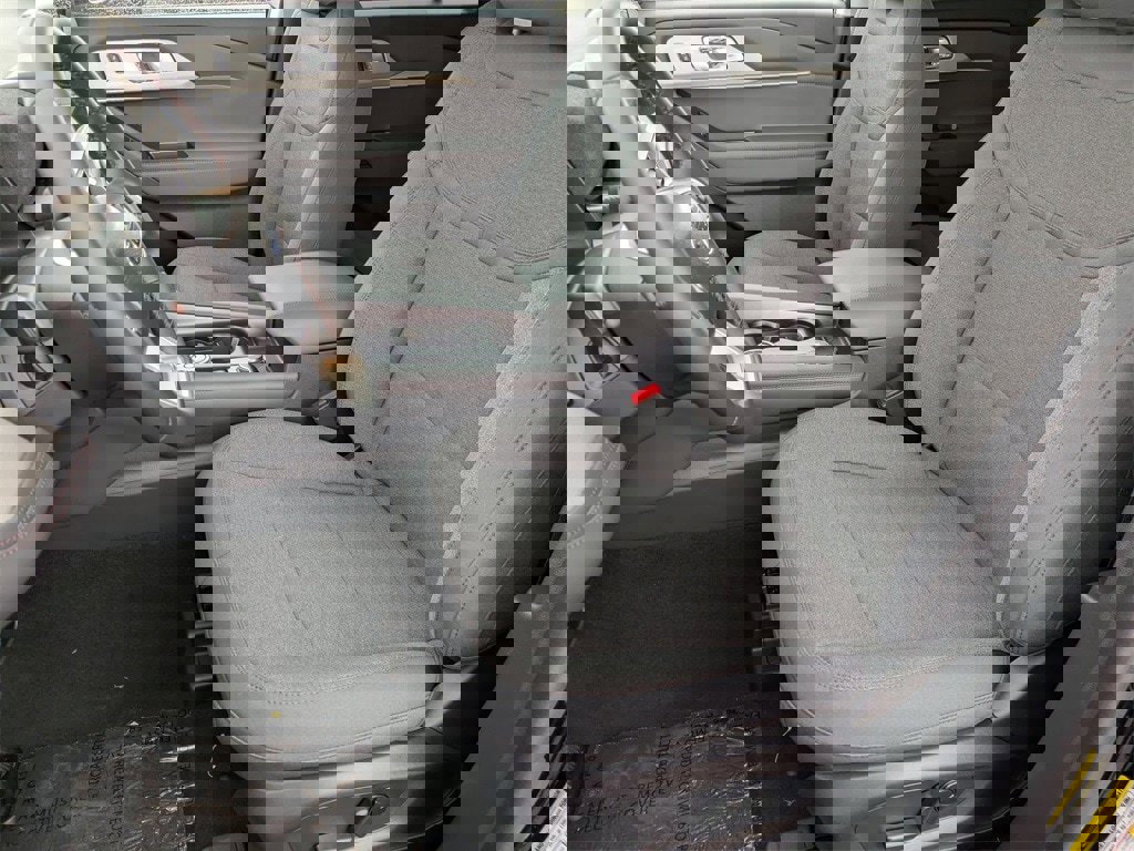 New 2025 Ford Explorer Active image 16