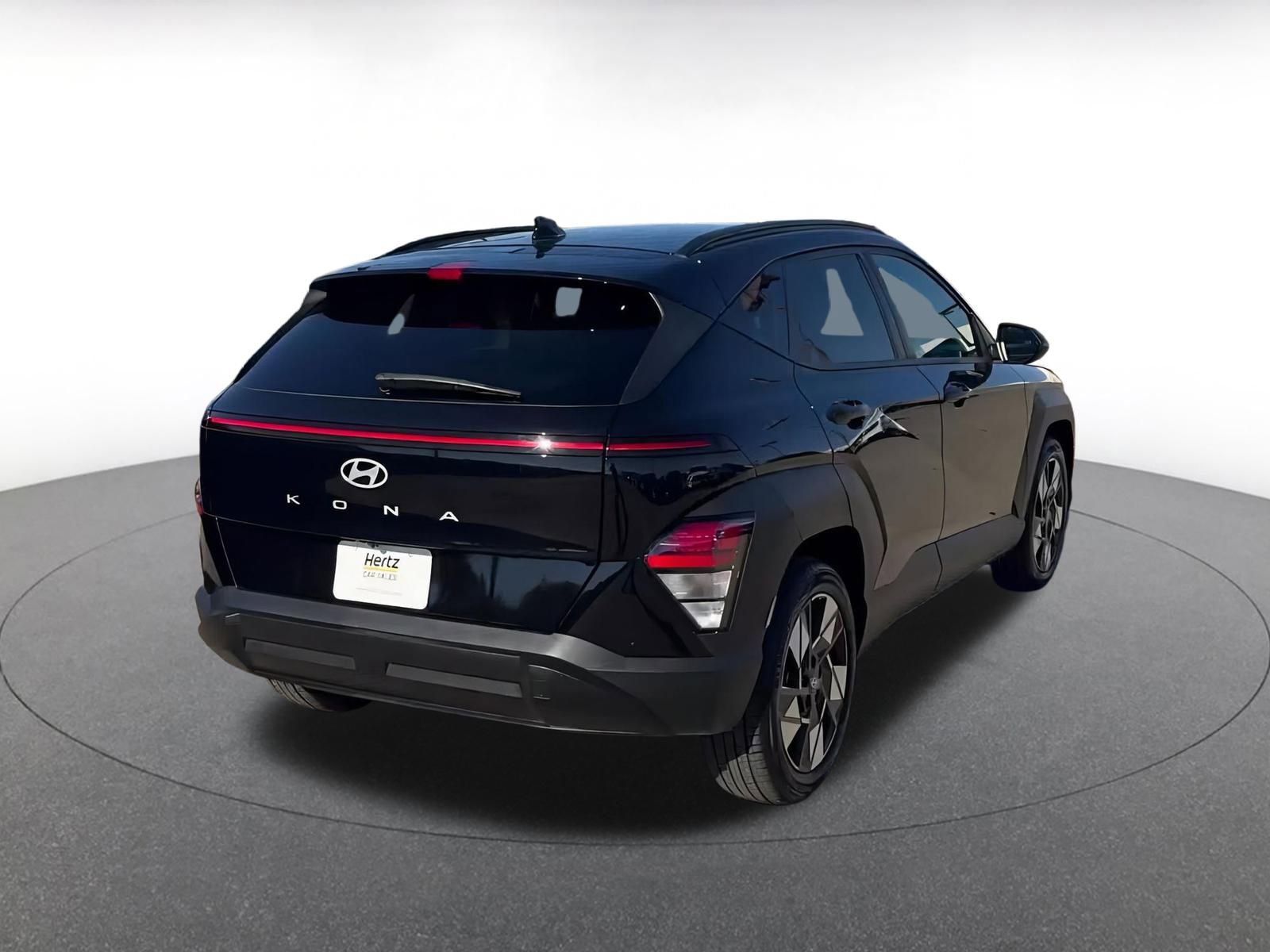 Used 2025 Hyundai Kona SEL image 14