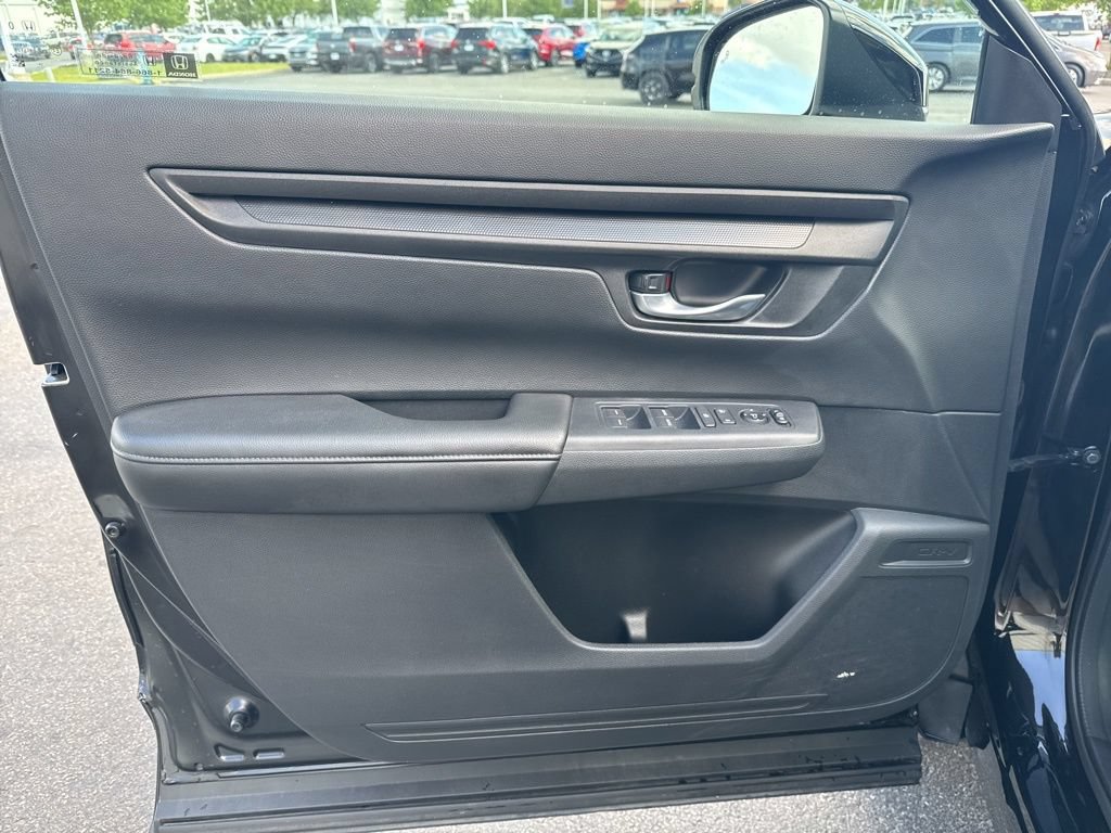 Used 2025 Honda CR-V EX image 30