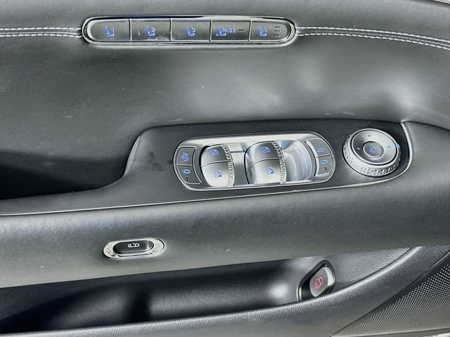 Used 2023 Genesis G90 3.5T AWD/4WD image 18
