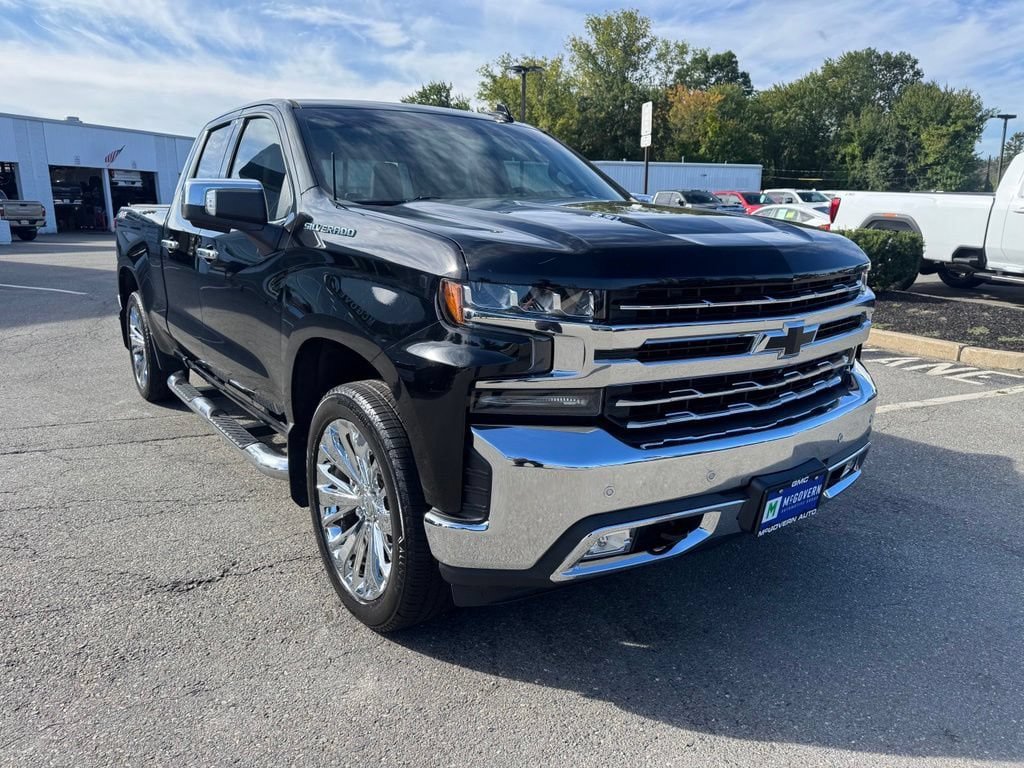 Used 2020 Chevrolet Silverado 1500 LTZ w/ LTZ Plus Package AWD/4WD image 8