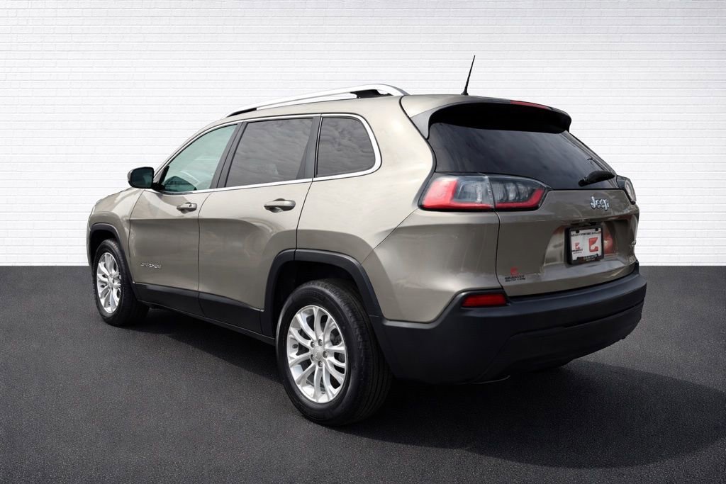Used 2019 Jeep Cherokee Latitude w/ Popular Appearance Group FWD image 6