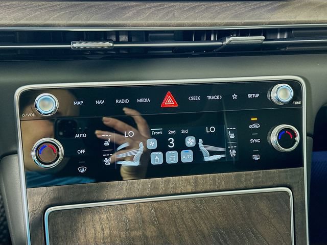 New 2026 Genesis GV80 2.5T Prestige AWD/4WD image 14