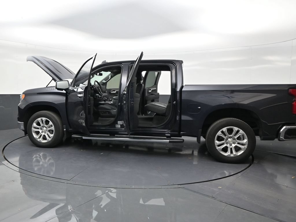 Used 2024 Chevrolet Silverado 1500 LTZ RWD image 29