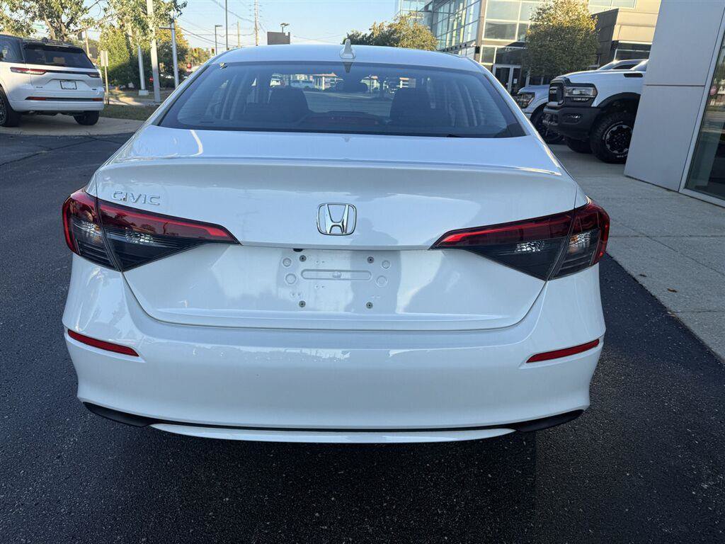 Used 2022 Honda Civic LX image 8