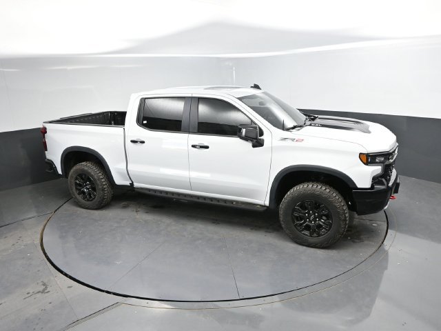 Used 2022 Chevrolet Silverado 1500 ZR2 w/ Technology Package AWD/4WD image 38