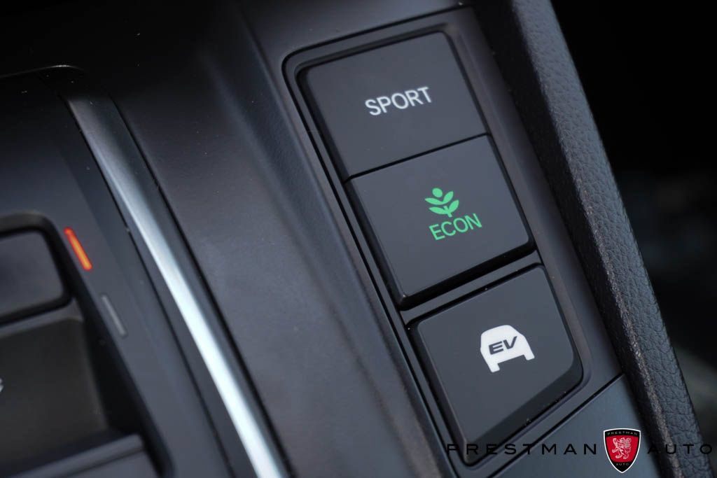 Used 2022 Honda CR-V Touring image 41