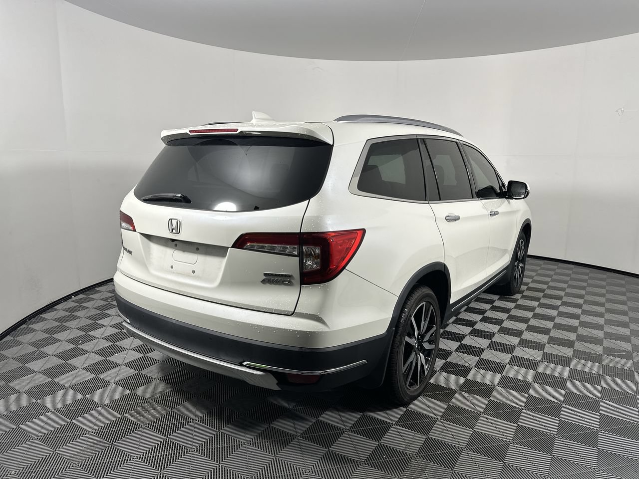 Used 2019 Honda Pilot Touring image 19