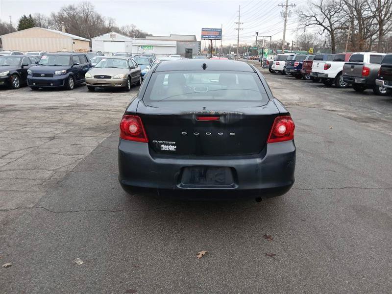 Used 2011 Dodge Avenger Mainstreet FWD image 2