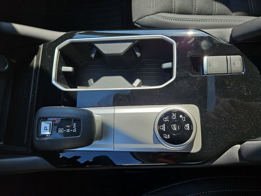 New 2025 Mitsubishi Outlander Trail Edition image 29