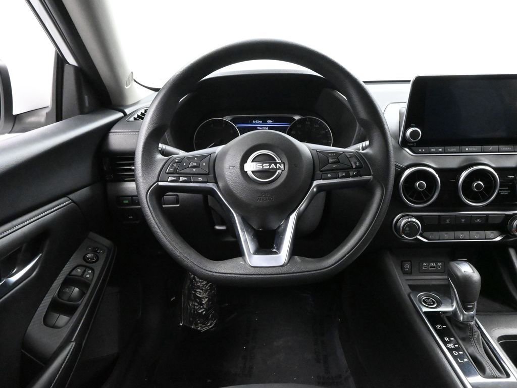 Used 2024 Nissan Sentra SV image 29