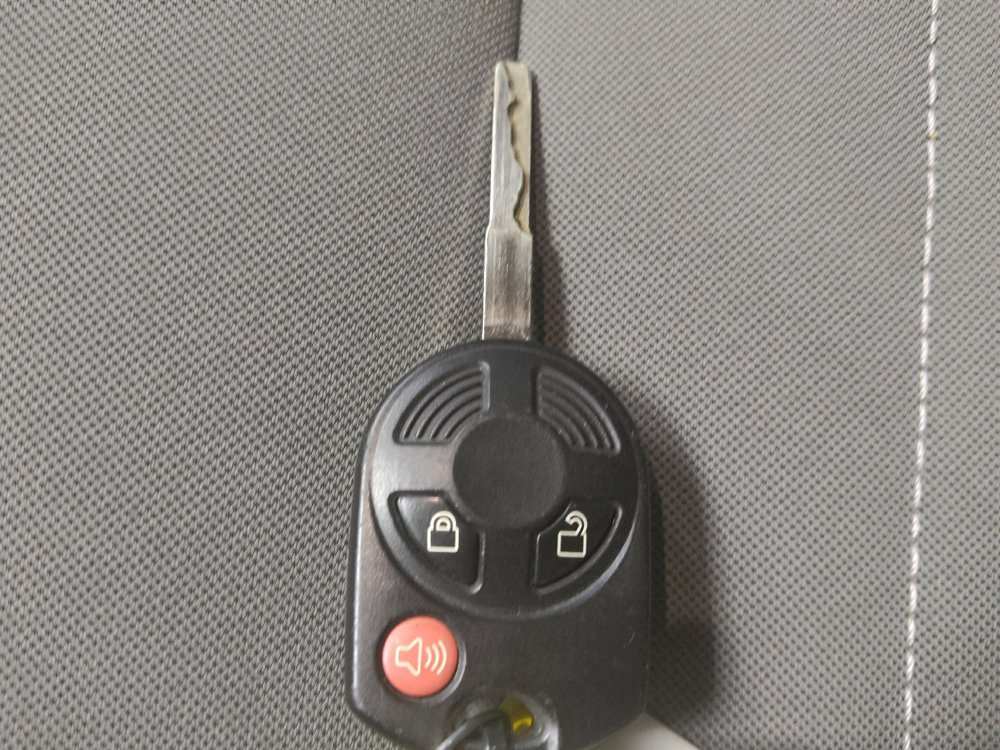 Used 2016 Ford Escape SE AWD/4WD image 32