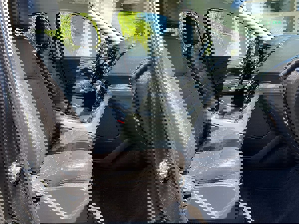 Used 2013 Ford Escape SEL image 21