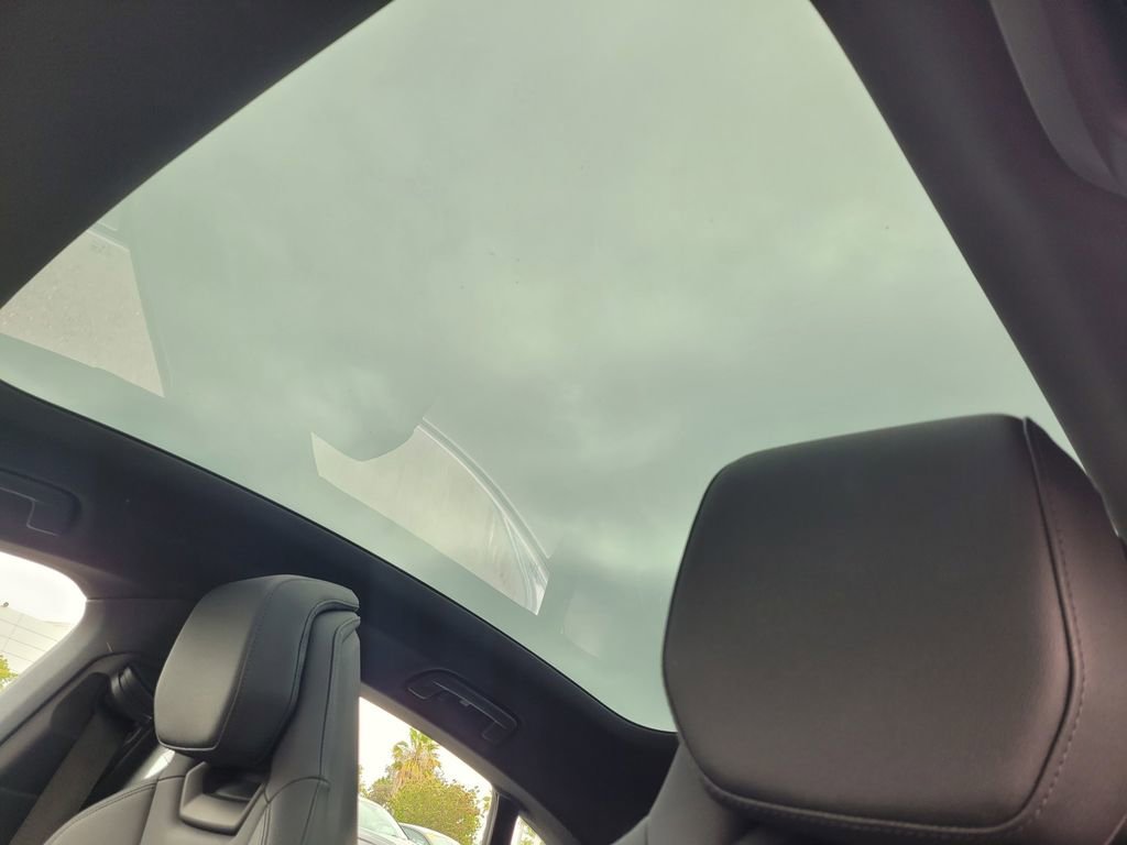 Used 2024 Audi e-tron GT Premium Plus image 22