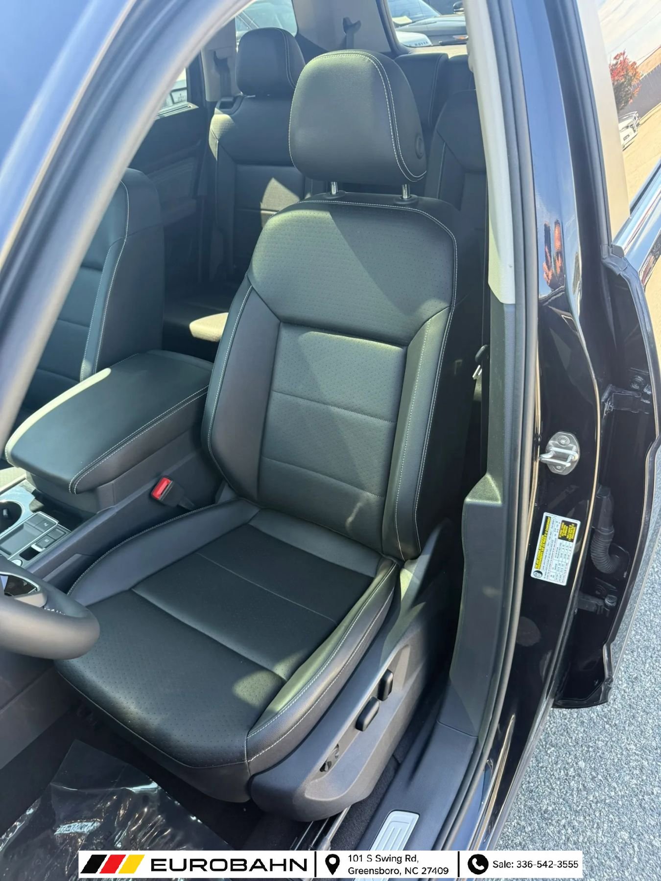 Used 2022 Volkswagen Atlas SE FWD image 12