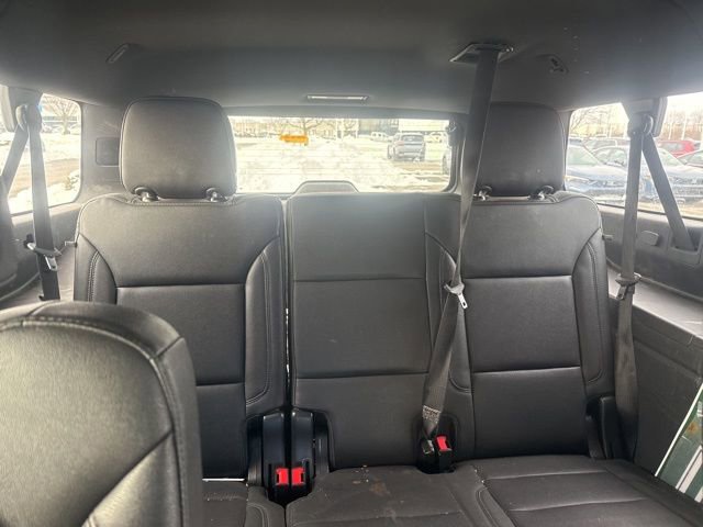 Used 2022 Chevrolet Suburban Z71 image 23