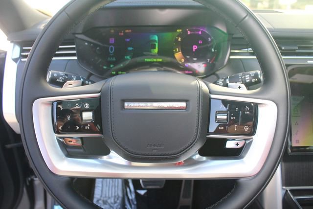 New 2026 Land Rover Range Rover SE image 17