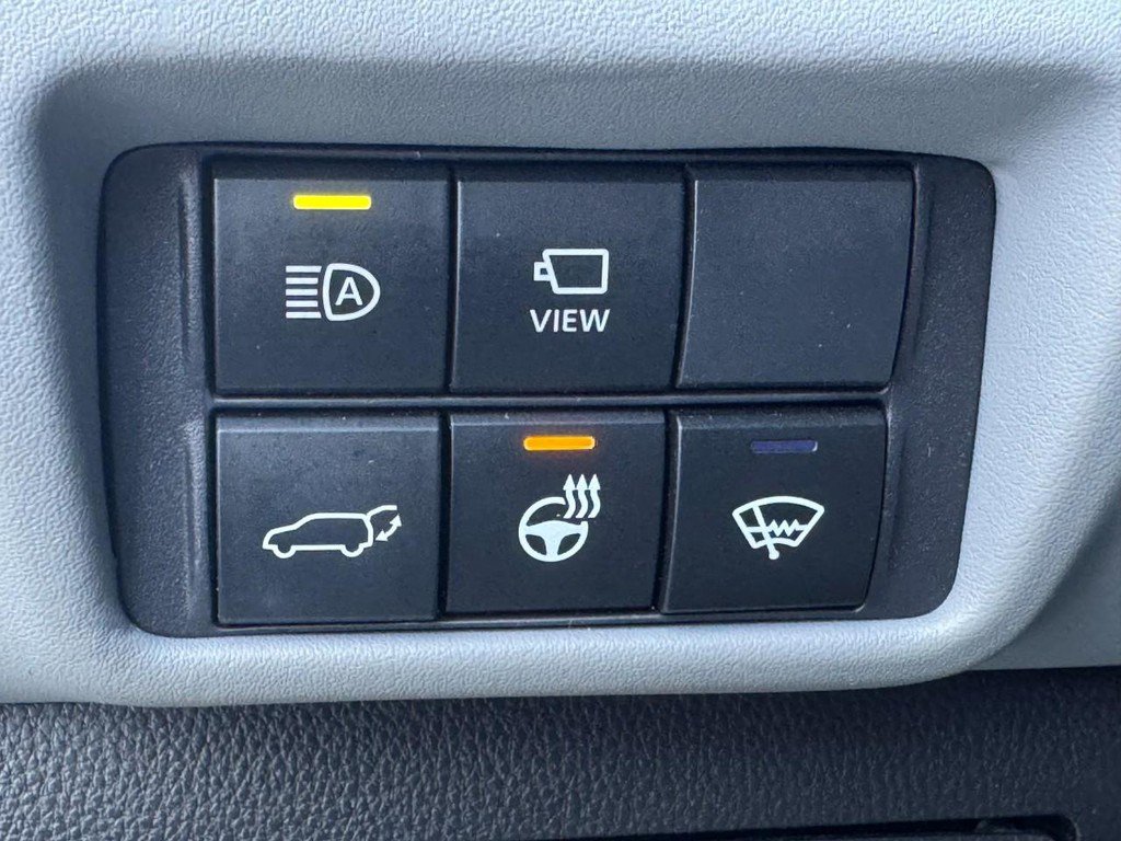 Certified 2020 Toyota Highlander Platinum AWD/4WD image 19