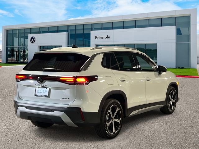 New 2026 Volkswagen Tiguan SE FWD image 6