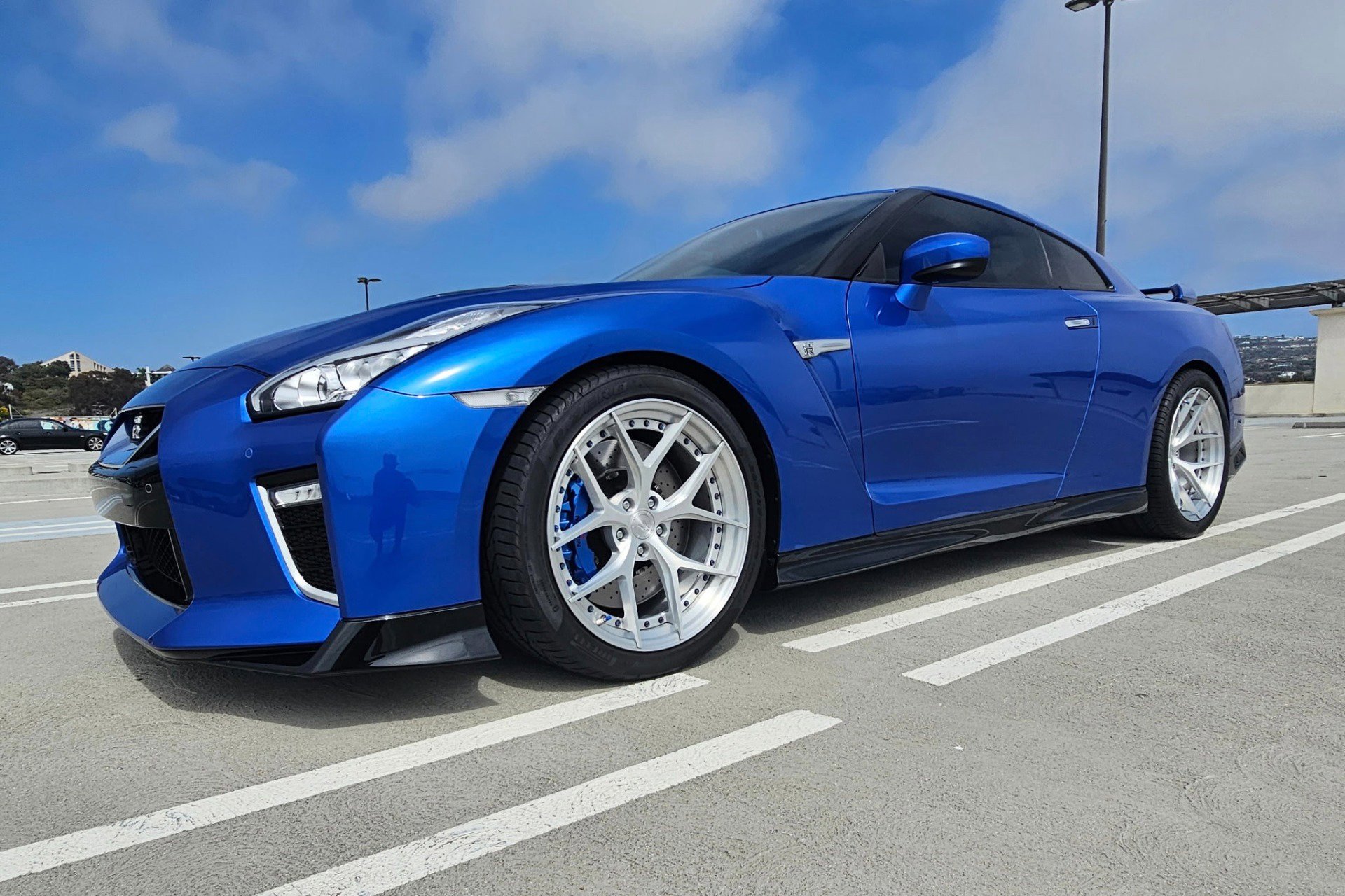 Used 2021 Nissan GT-R Premium AWD/4WD image 6
