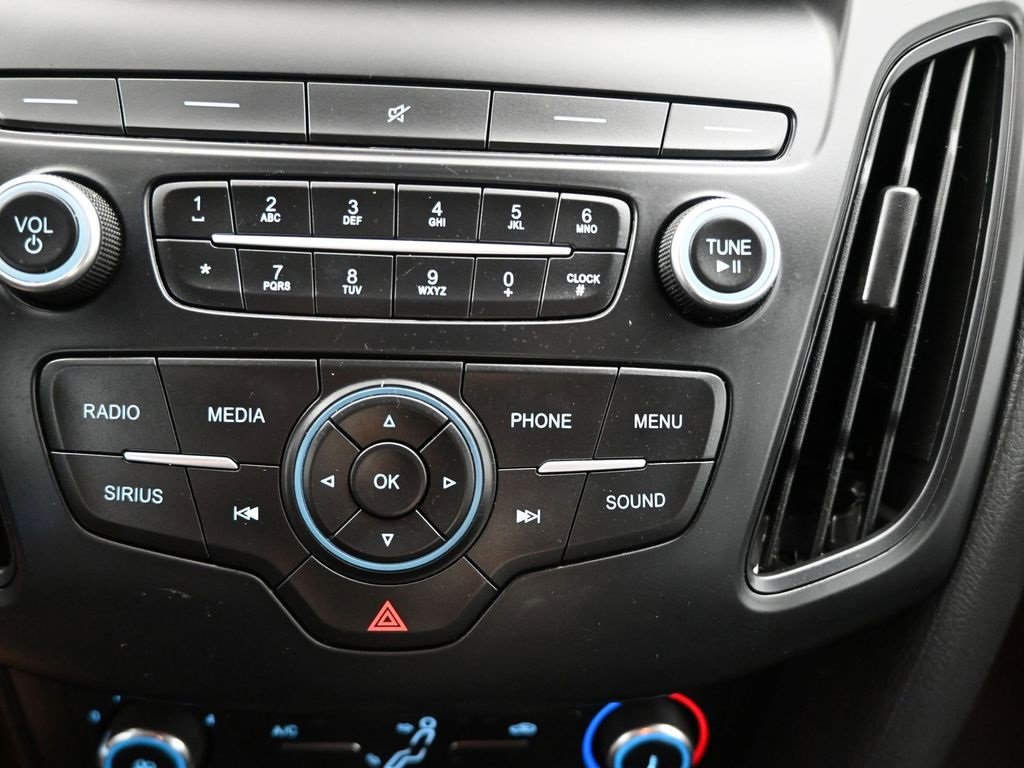 Used 2018 Ford Focus SE image 14