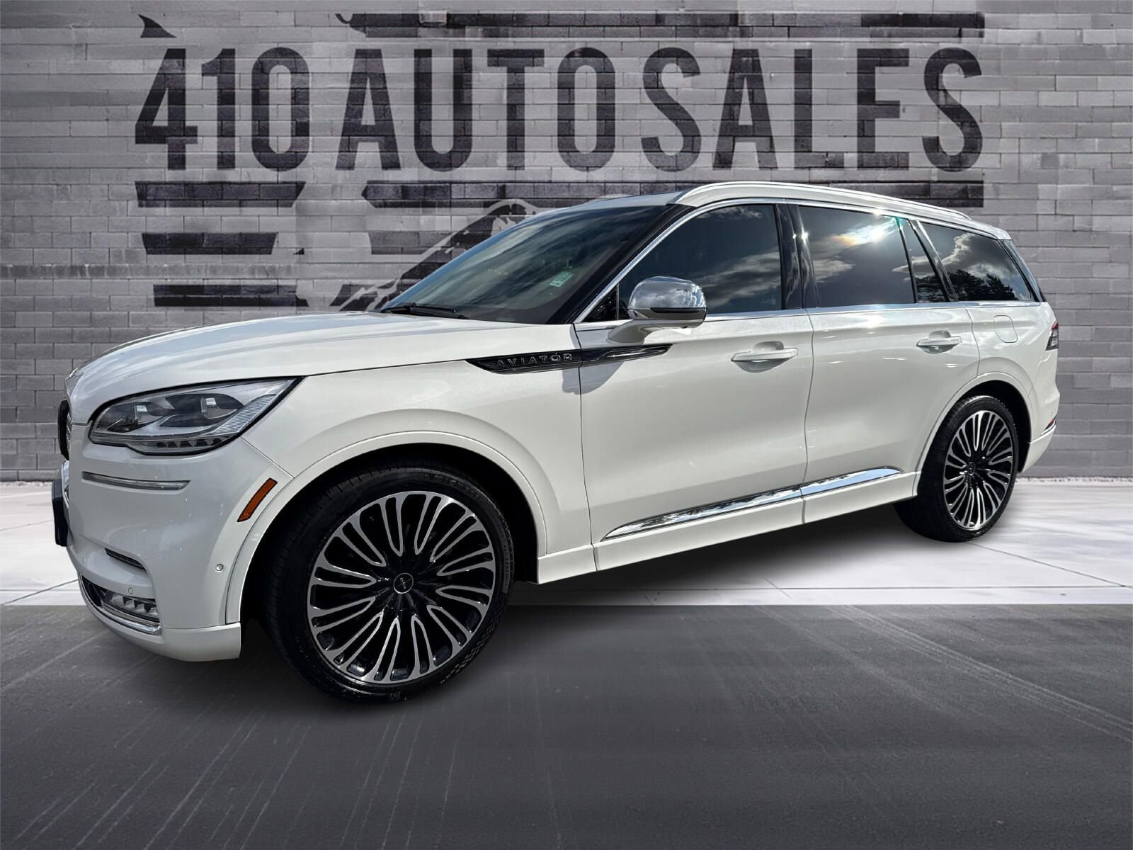 Used 2022 Lincoln Aviator Black Label w/ Dynamic Handling Package image 6