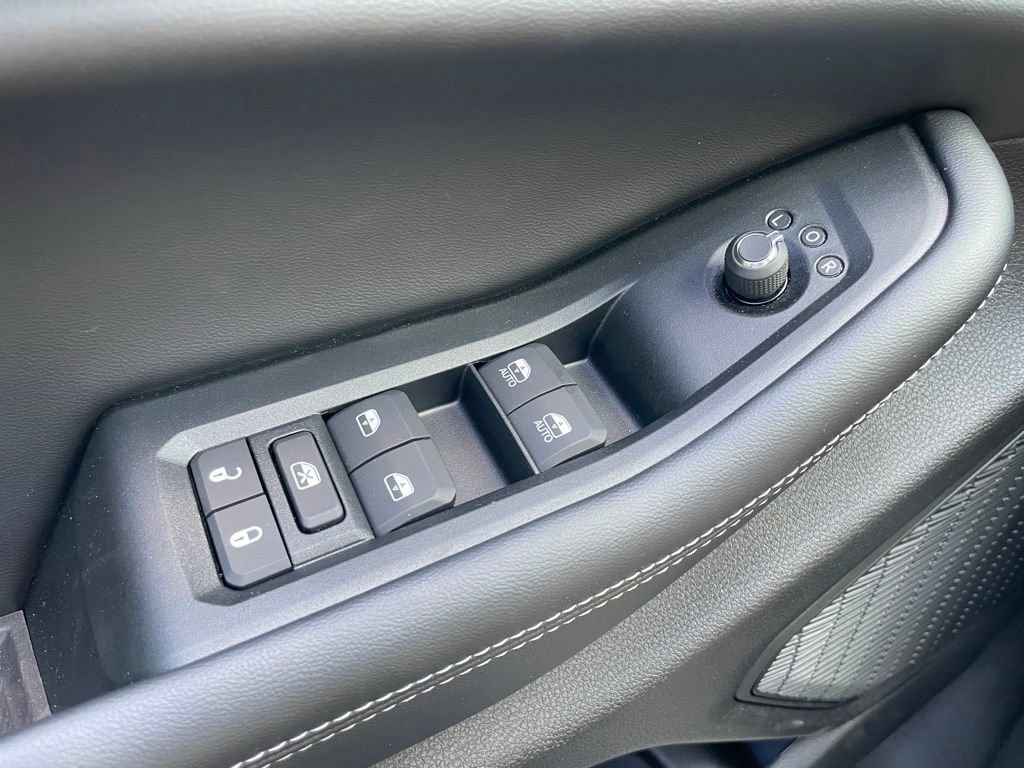 New 2026 Jeep Grand Cherokee Laredo X AWD/4WD image 17