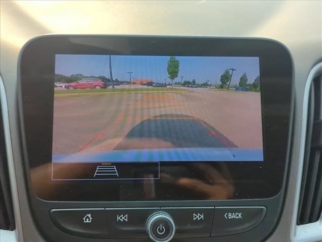 Used 2023 Chevrolet Malibu LS FWD image 14