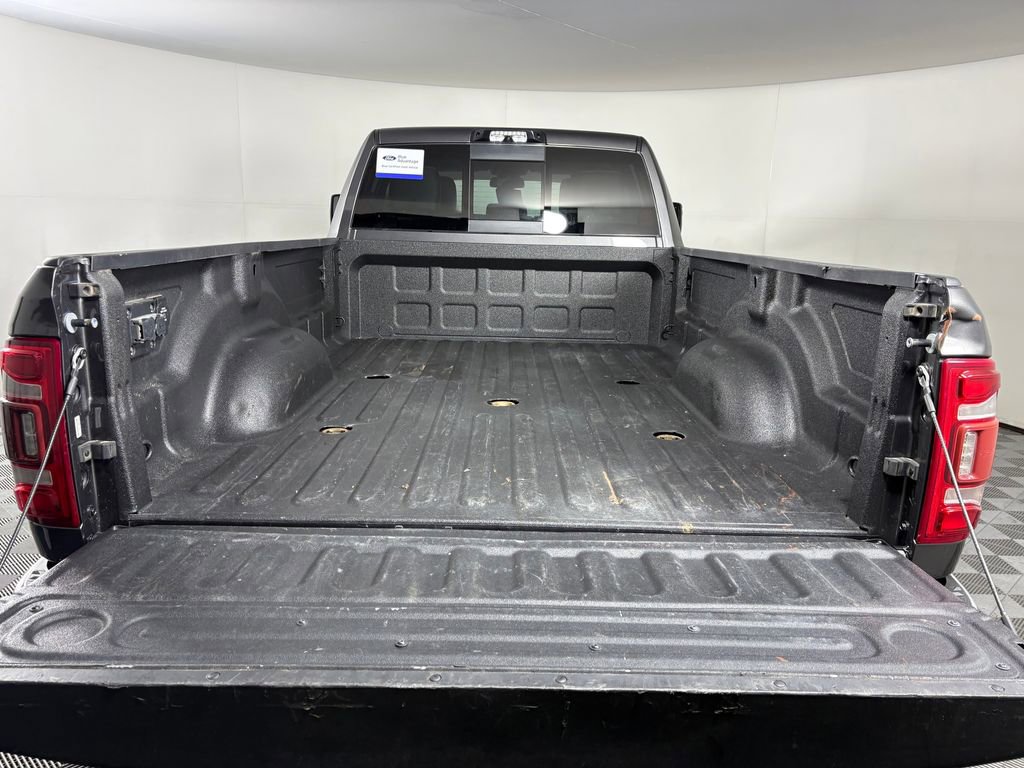 Used 2024 RAM 3500 Laramie w/ Towing Technology Group image 31