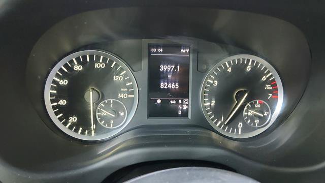 Used 2016 Mercedes-Benz Metris Passenger image 13