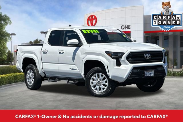 Certified 2024 Toyota Tacoma SR5 w/ SR5 Upgrade Package AWD/4WD image 2
