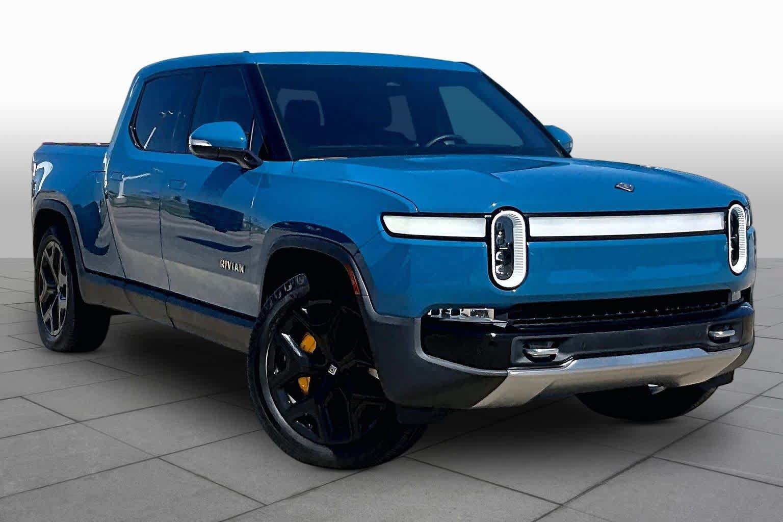 Used 2023 Rivian R1T Adventure AWD/4WD image 2