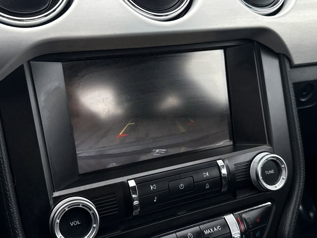 Used 2015 Ford Mustang Premium image 20