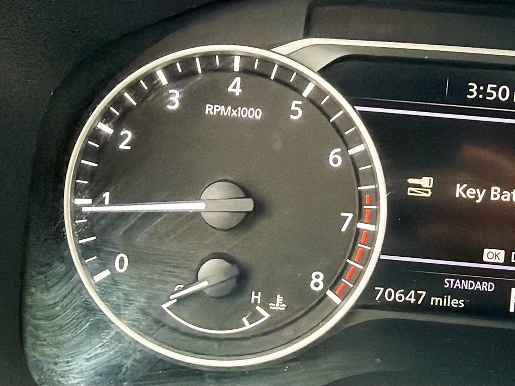 Used 2024 Nissan Pathfinder S image 38