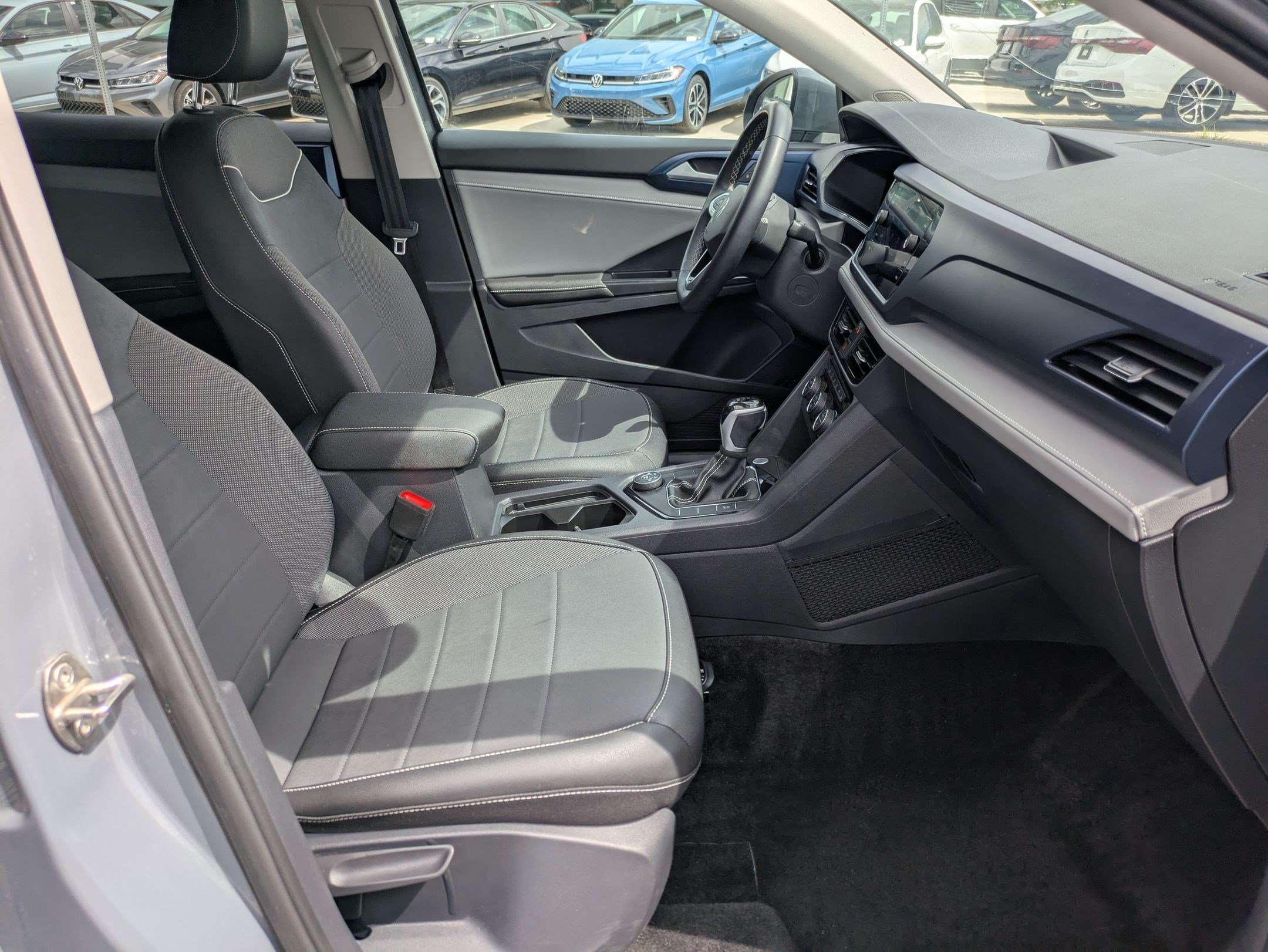 Certified 2024 Volkswagen Taos SE AWD/4WD image 33