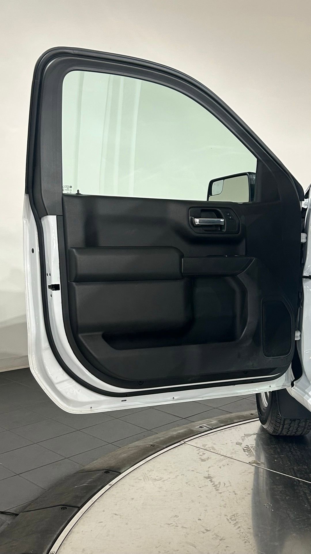 Used 2023 Chevrolet Silverado 1500 W/T RWD image 30