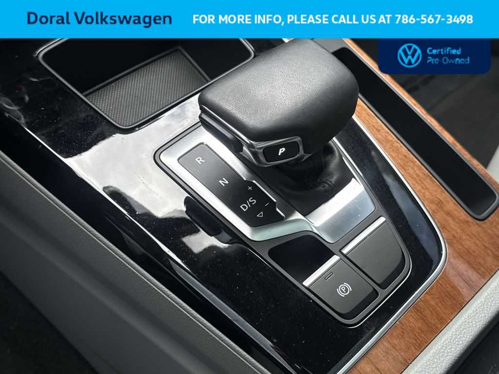 Used 2023 Audi Q5 2.0T Premium w/ Convenience Package image 21