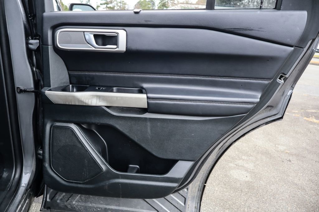 Used 2023 Ford Explorer Limited image 43