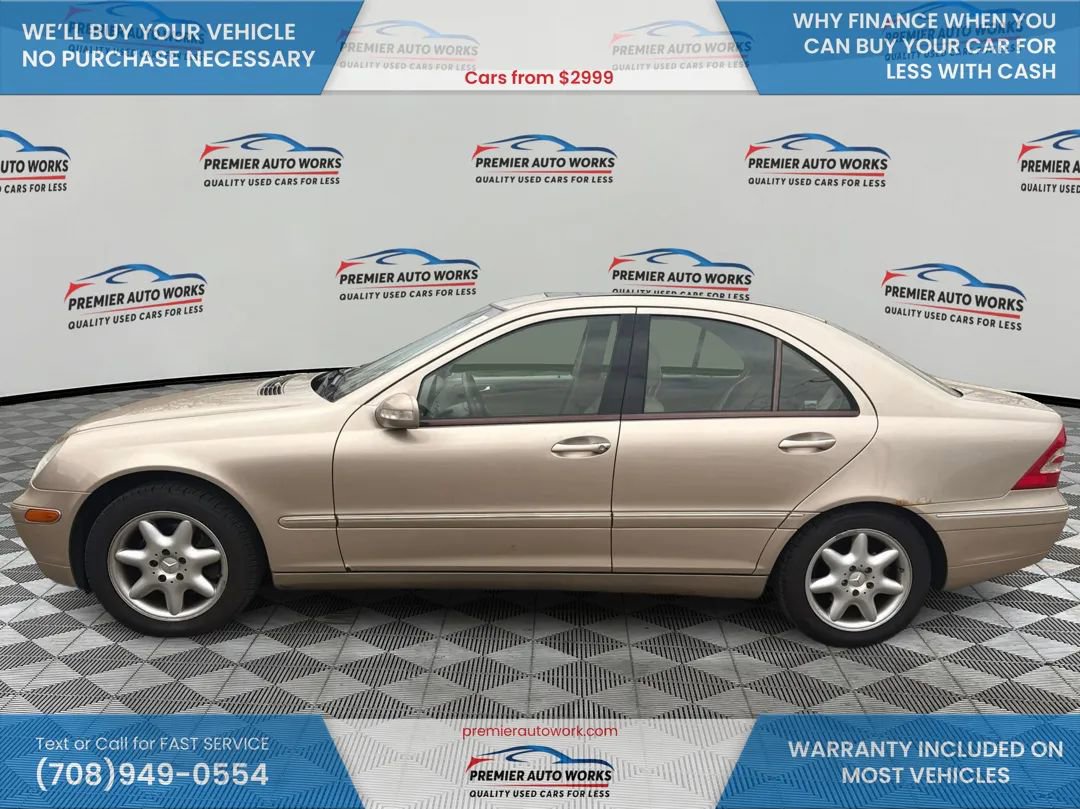 Used 2001 Mercedes-Benz C 320 Sedan image 9