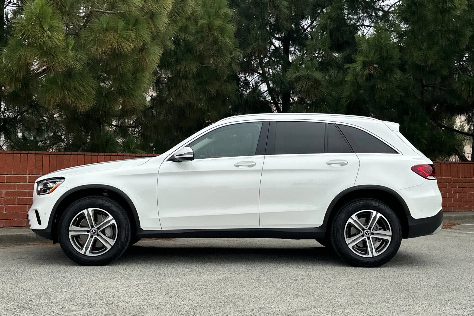 Used 2021 Mercedes-Benz GLC 300 4MATIC image 8