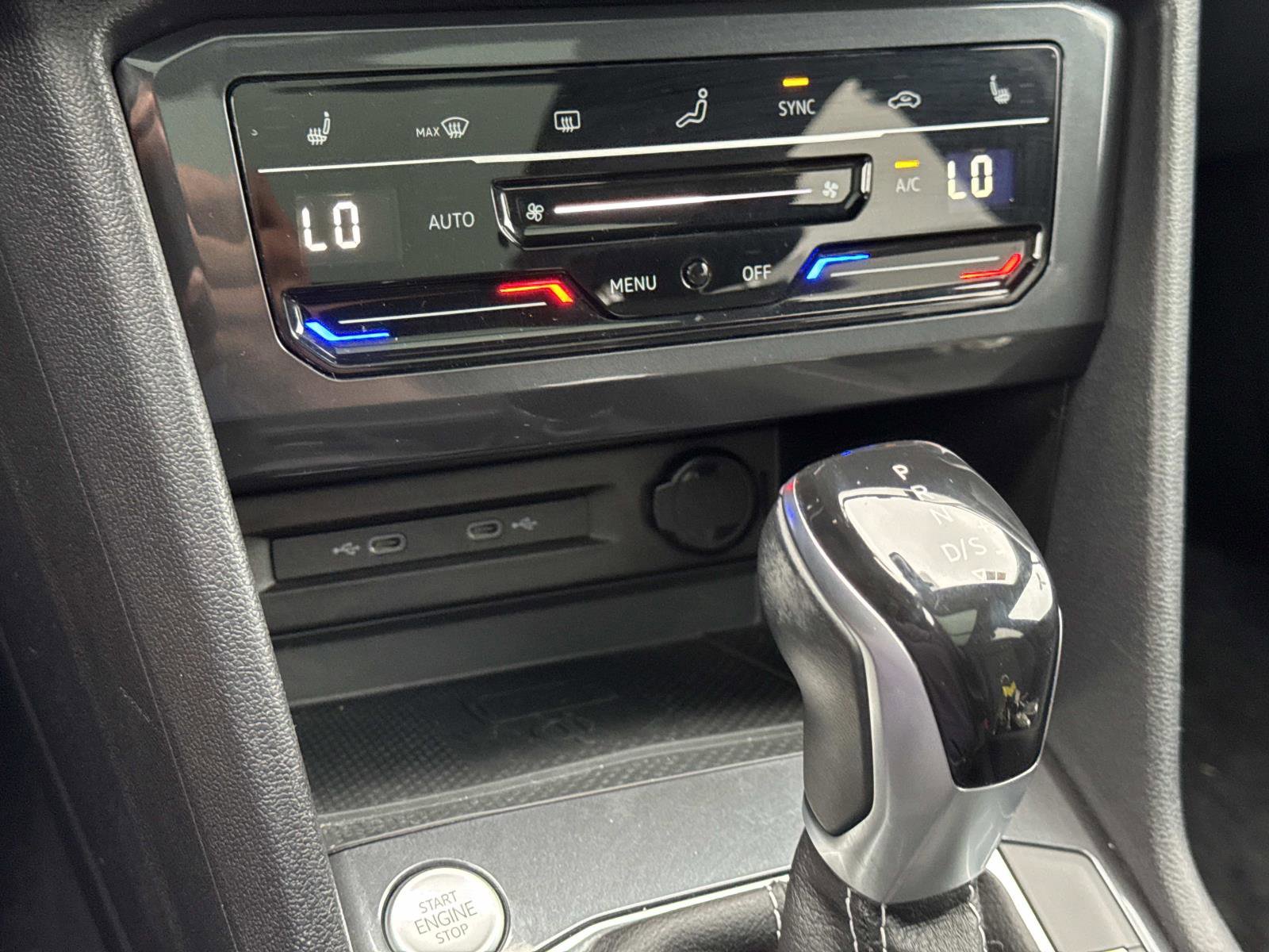 Certified 2023 Volkswagen Tiguan SE R-Line image 24