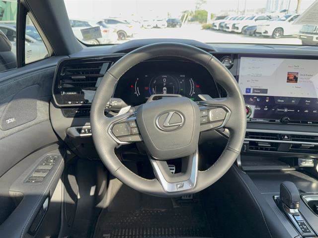 Used 2023 Lexus RX 500h F Sport w/ Accessory Package (Z1) image 15