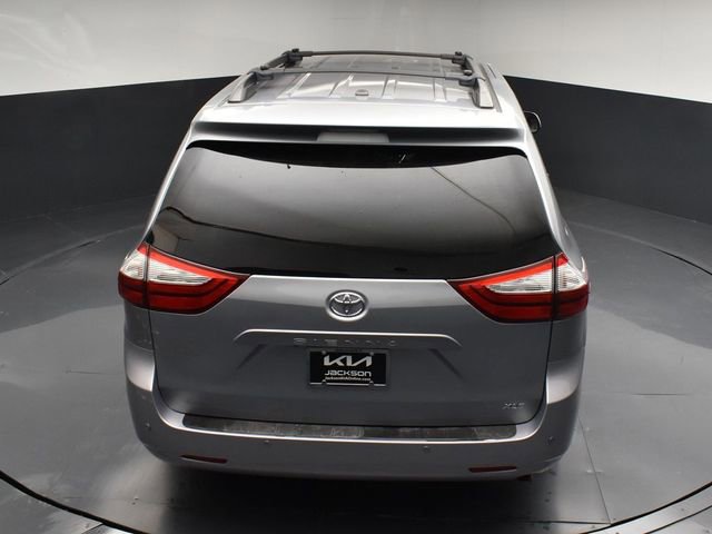 Used 2017 Toyota Sienna XLE w/ XLE Navigation Package image 46