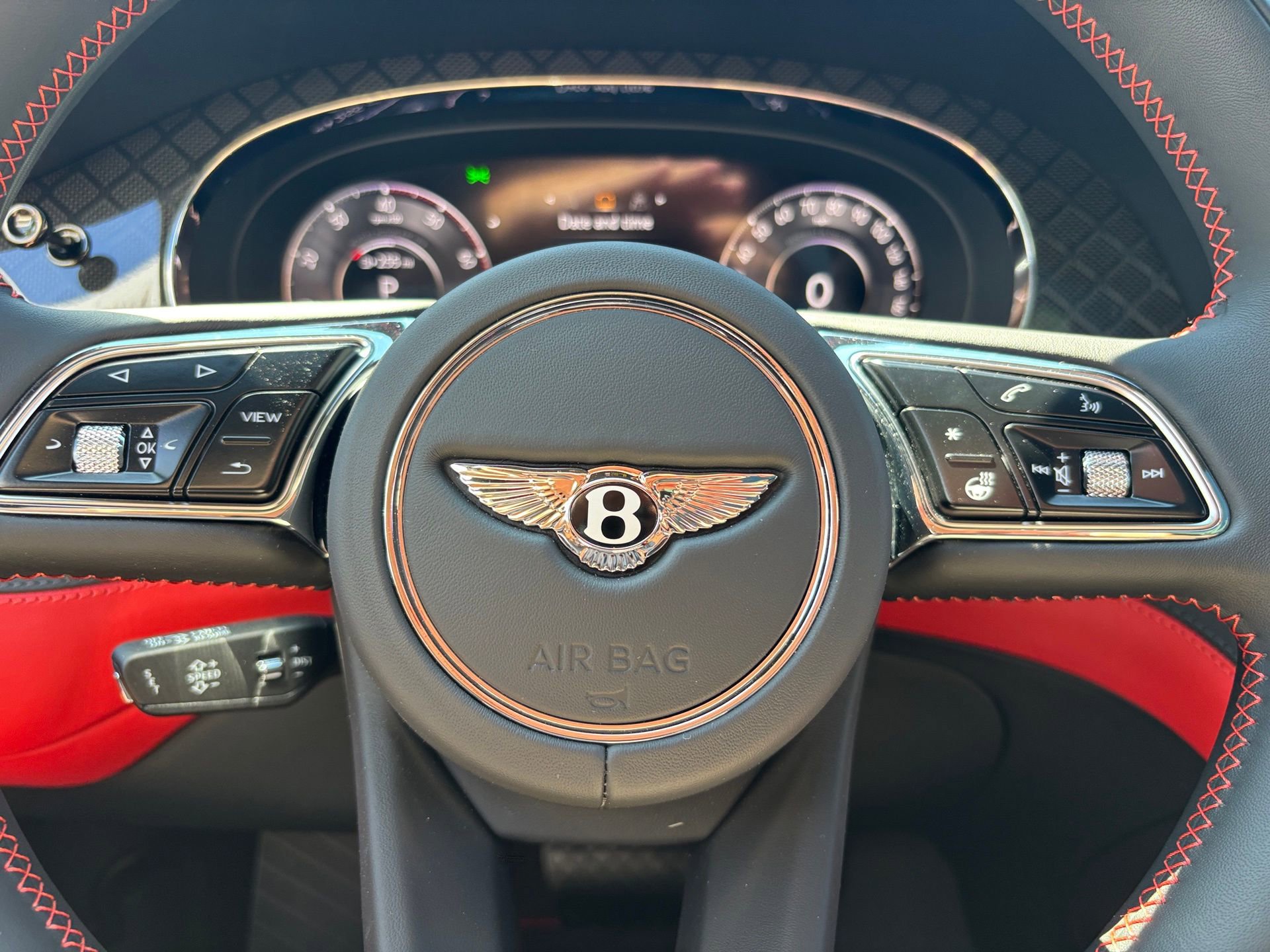 New 2025 Bentley Bentayga image 56