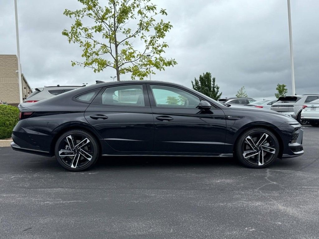 New 2025 Hyundai Sonata N Line FWD image 2