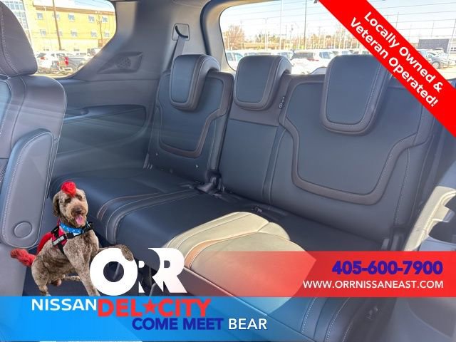 New 2025 Nissan Armada SL w/ Captain's Chari Seat Package RWD image 12