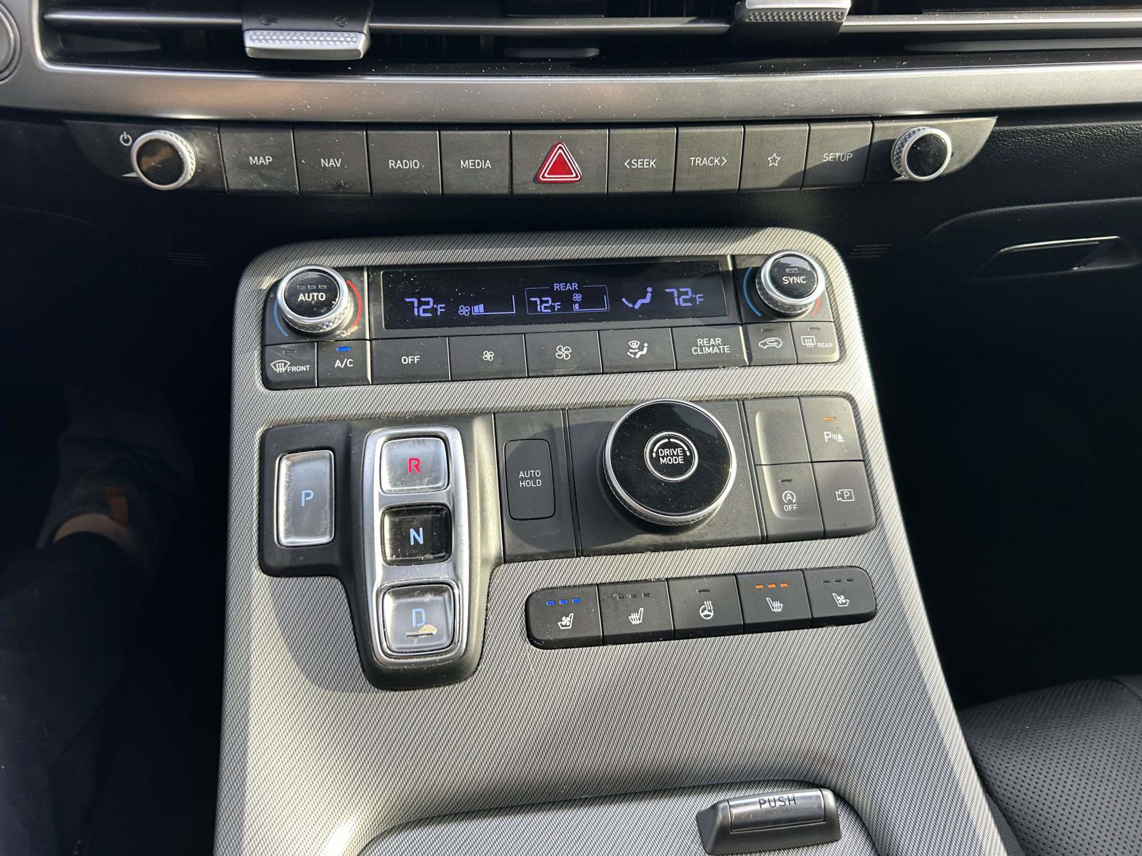 Used 2023 Hyundai Palisade SEL image 28