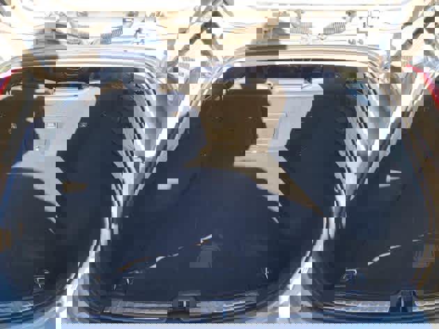 Used 2025 Volvo V60 B5 Cross Country Plus image 10