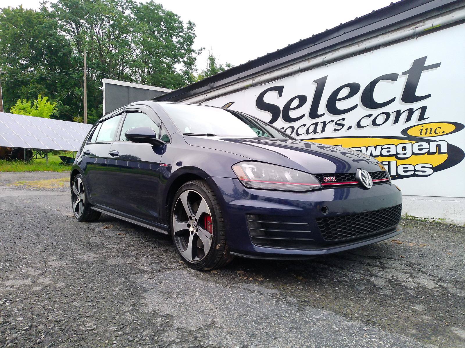 Used 2017 Volkswagen GTI SE